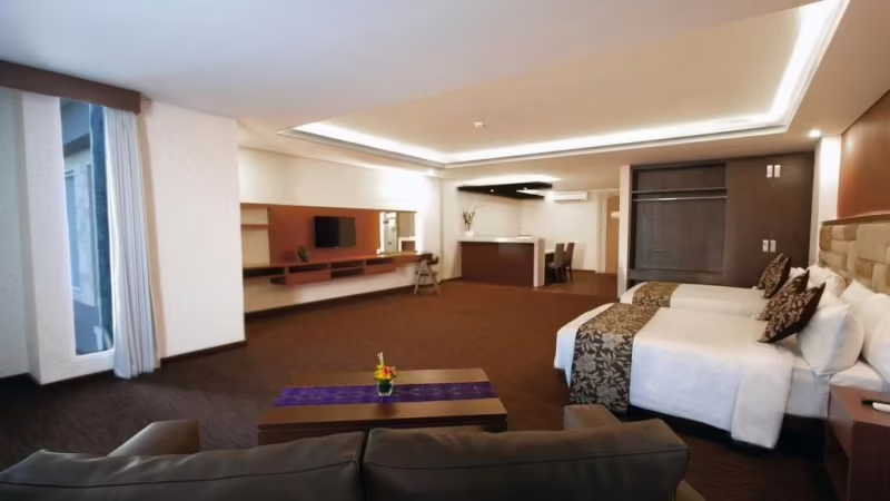 QUEST SAN HOTEL DENPASAR