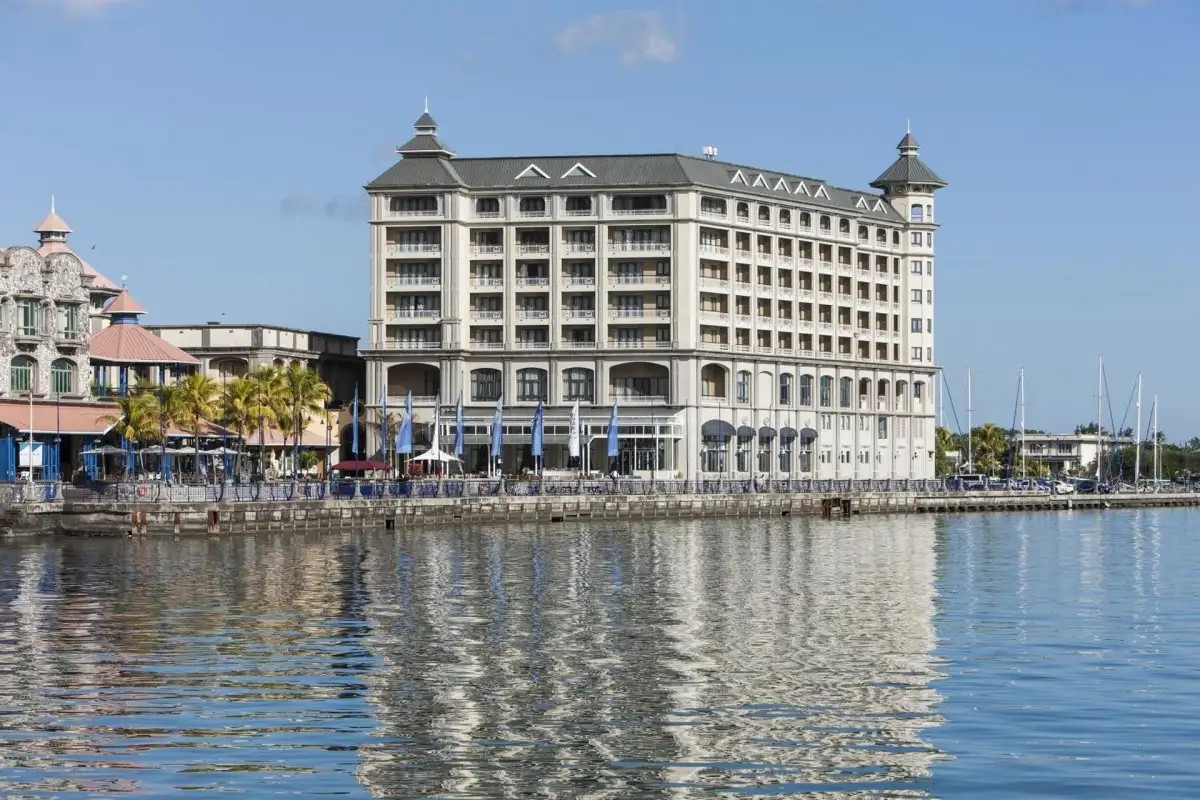 LABOURDONNAIS WATERFRONT