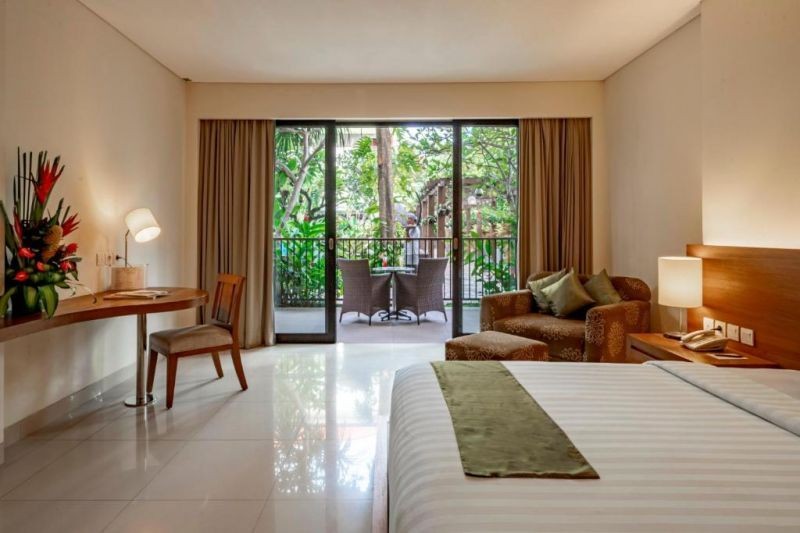 taksu suite balcony