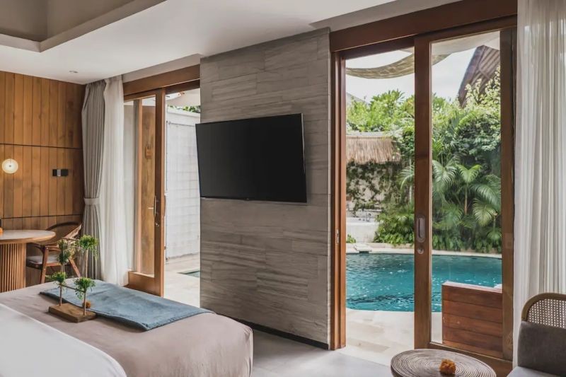 grand smart 1 bedroom villa with private pool and jacuzzi