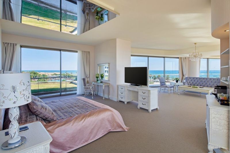 royal deluxe suite