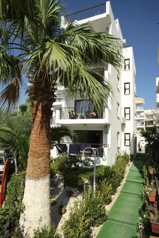 TUNTAS SUITES ALTINKUM