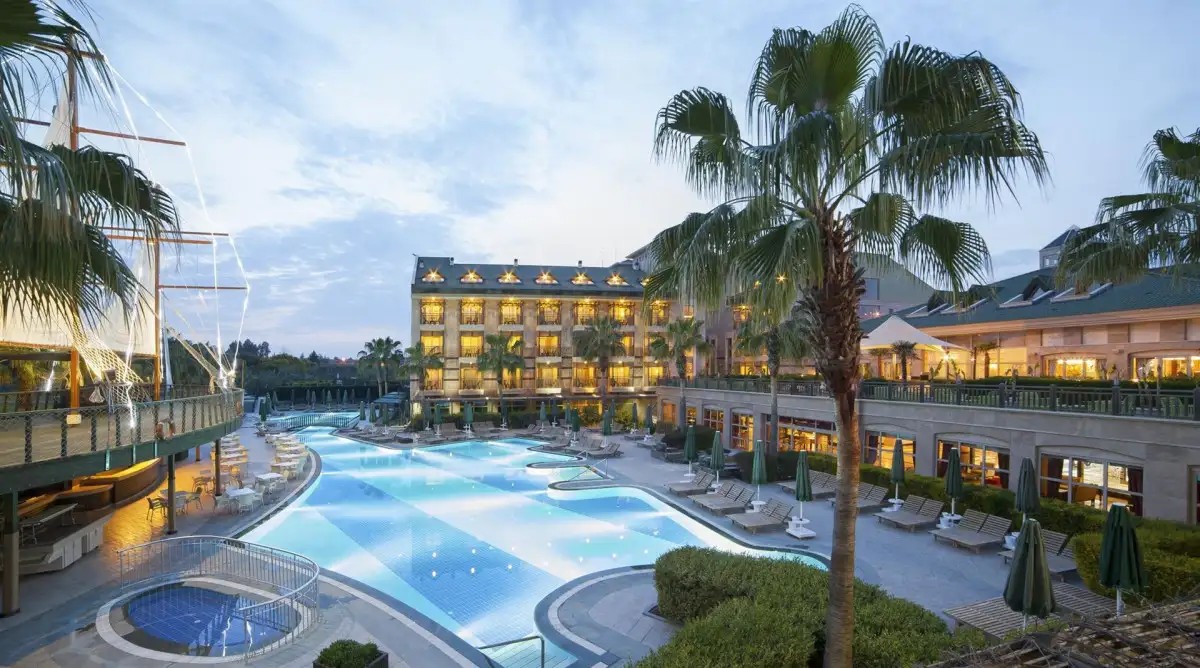 CAN GARDEN RESORT