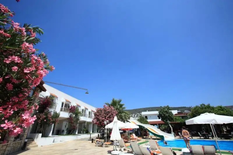 DELFI HOTEL & SPA