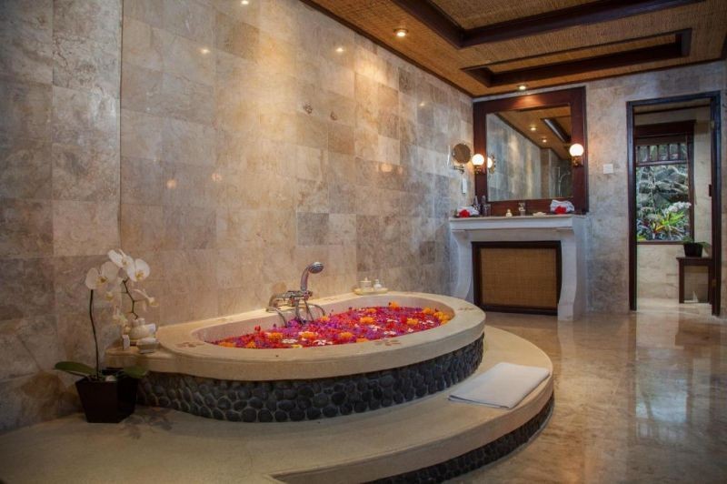 duplex pool villa