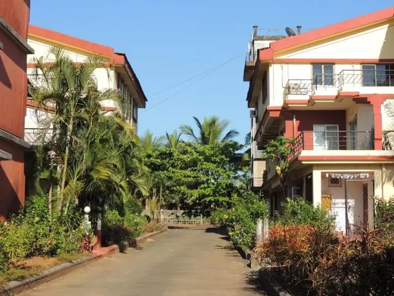 CLAREM GUEST HOUSE