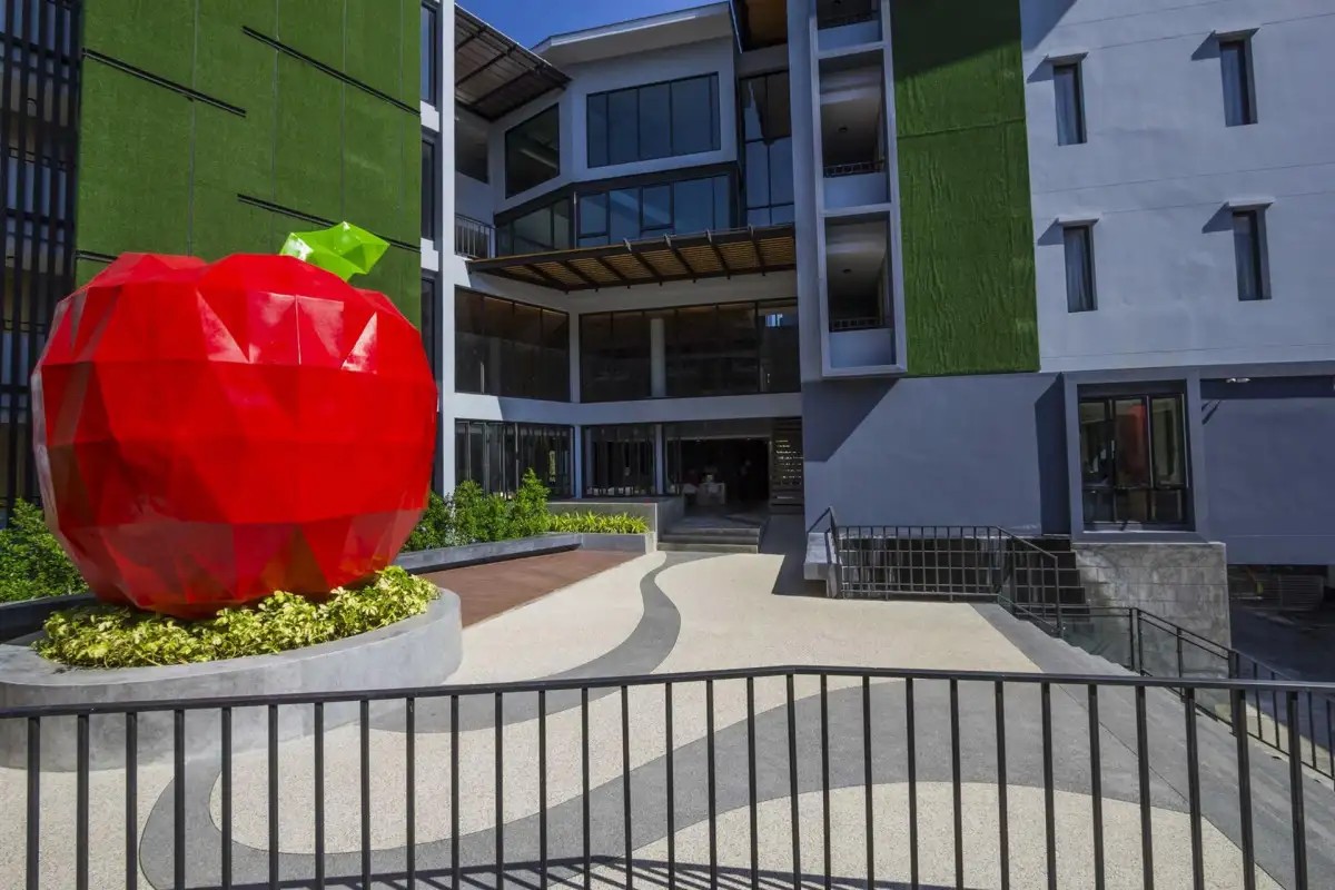 APPLE A DAY RESORT