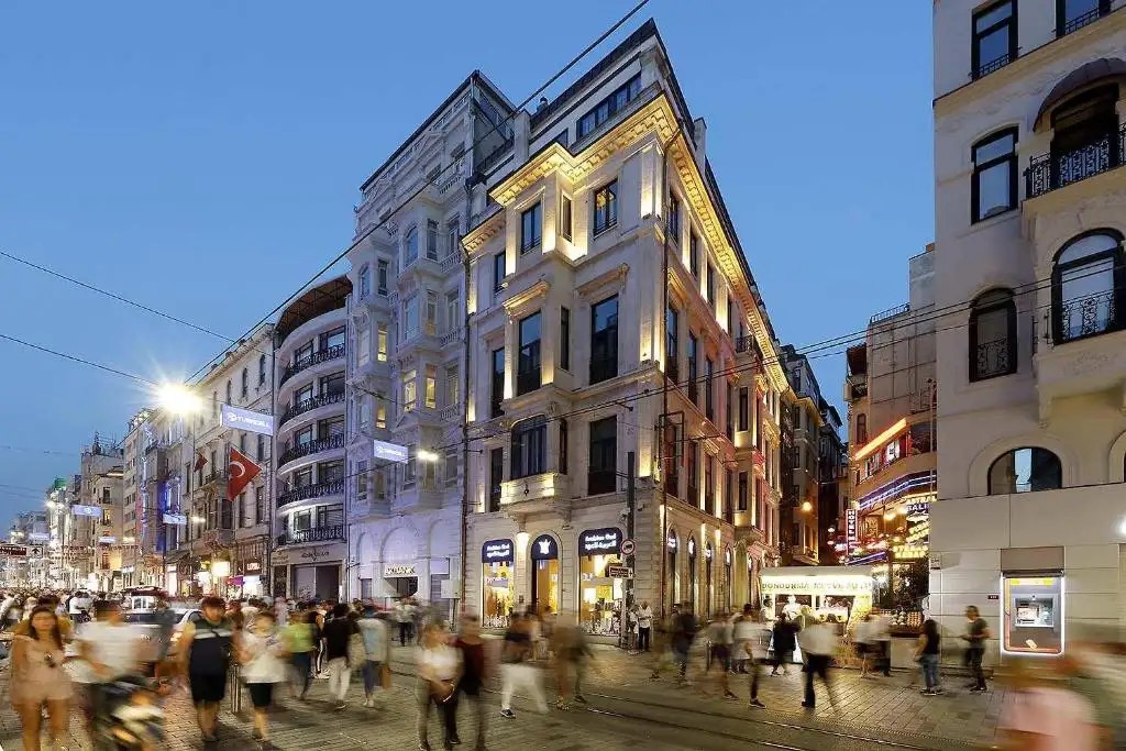 THE PUBLIC HOTEL ISTANBUL