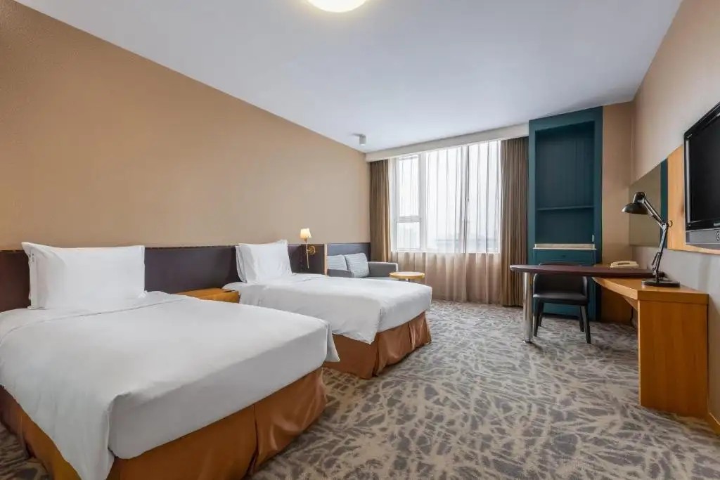 LEAFIN HOTEL MINZUYUAN (EX. HOLIDAY INN EXPRESS MINZUYUAN)