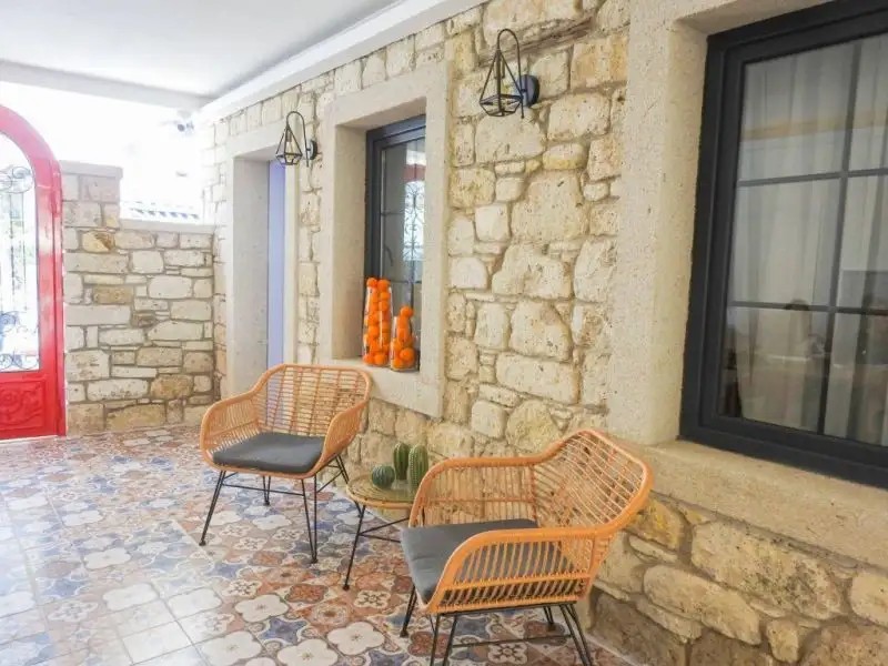 MARA KOYICI HOTEL