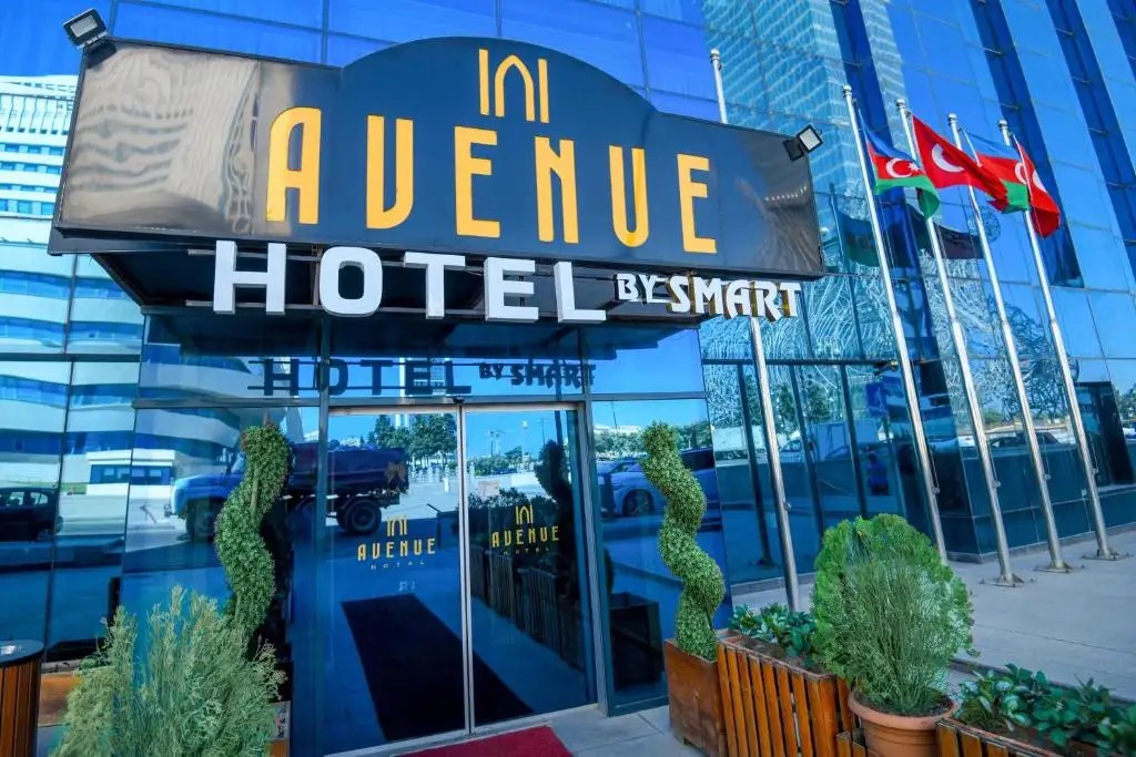 AVENUE