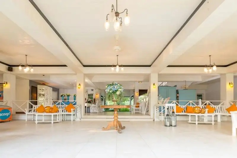 BANDARA ON SEA