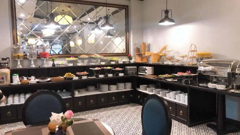 BABYLON PREMIUM HOTEL & SPA HANOI