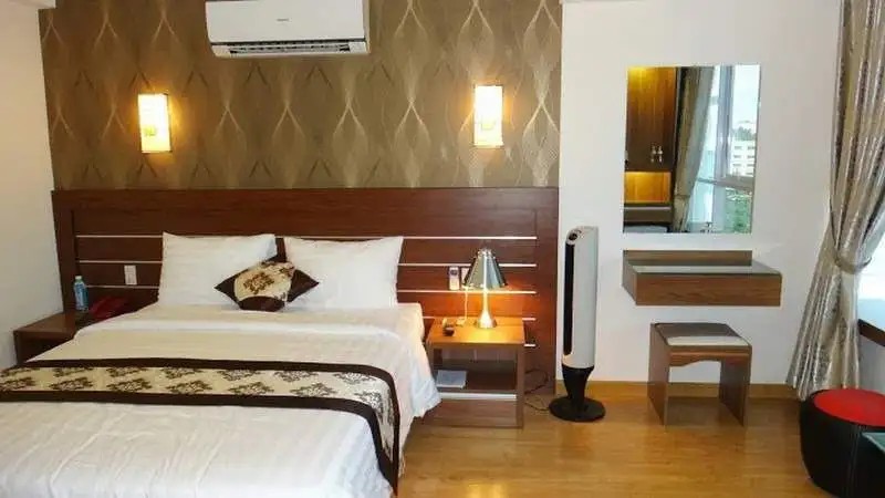 MINH NHAT HOTEL