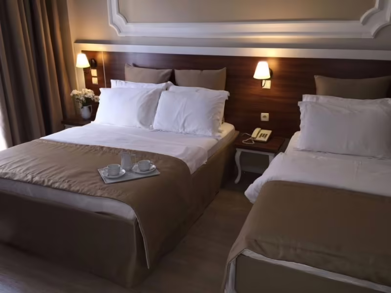 AKMAN HOTEL