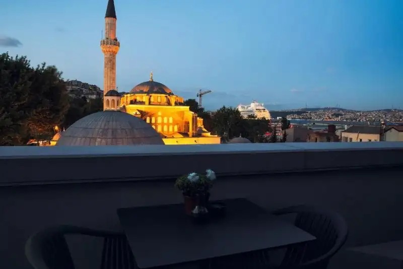 ASTEK PORT HOTEL