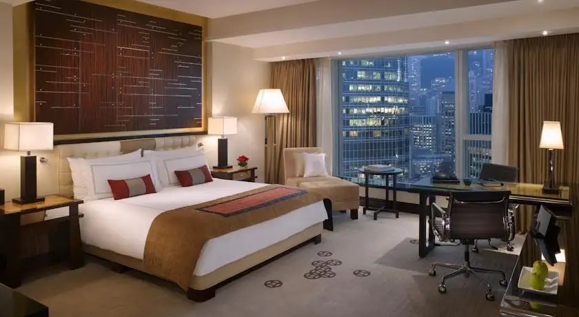 FOUR SEASONS HOTEL HONG KONG