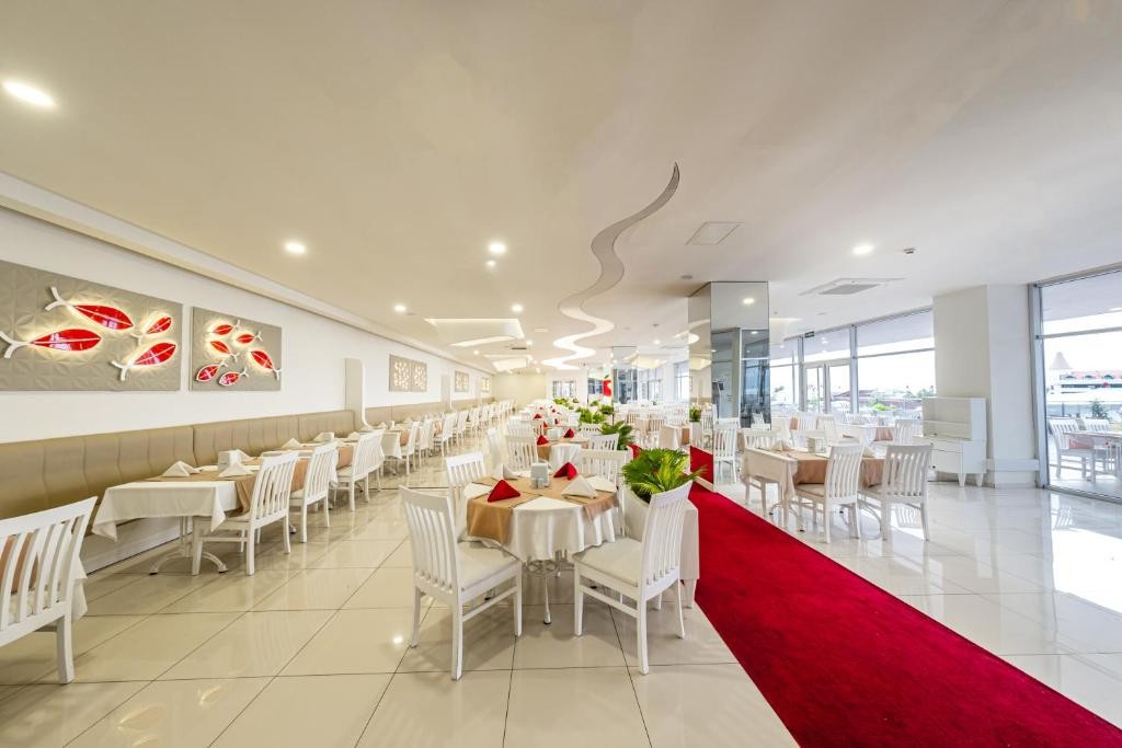 LAGUNA BEACH ALYA RESORT & SPA