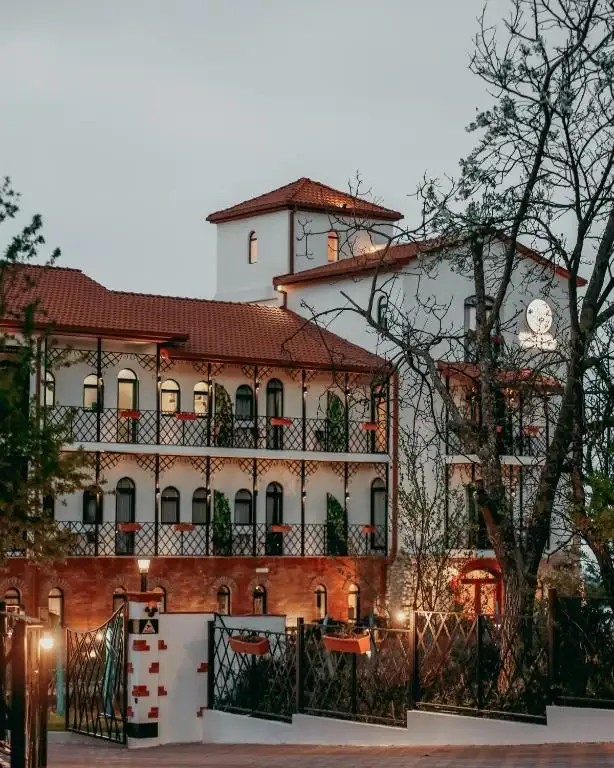 TSINANDALI RESORT