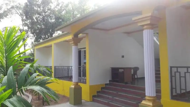 LAVISH EXOTIC HOTEL & APARTMENTS (EX. LAVISH COTTAGES)
