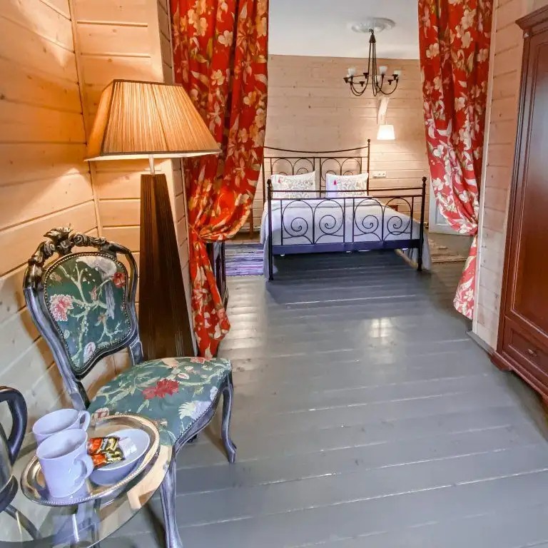 RIVER VILLA (РИВЕР ВИЛЛА)