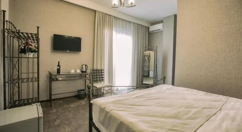 GOLDEN NUGGET TBILISI