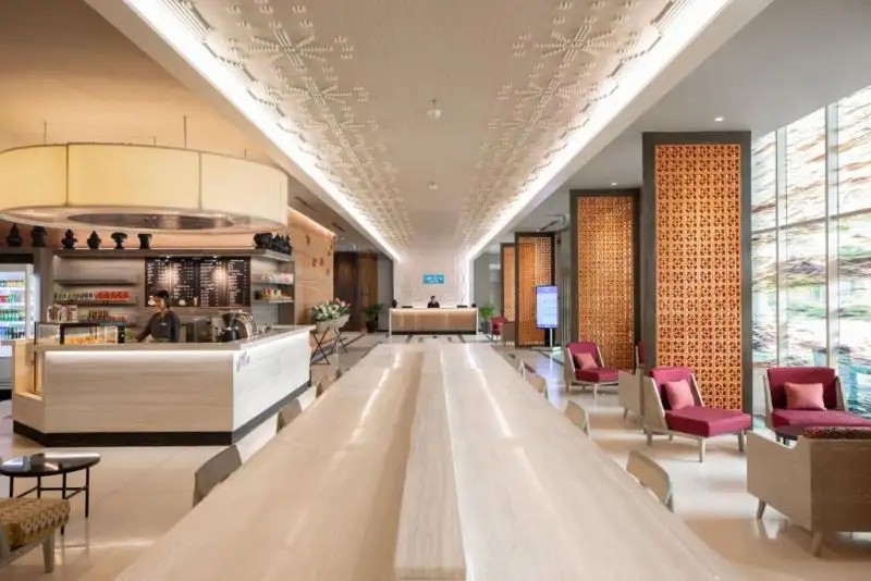 CENTRA GOVERNMENT COMPLEX HOTEL & CONVENTION CENTRE CHAENG WATTHANA