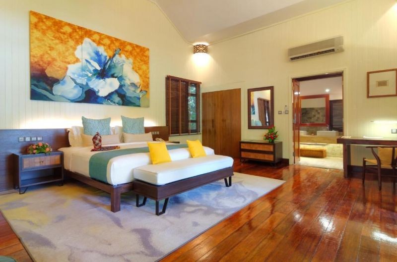 deluxe villa