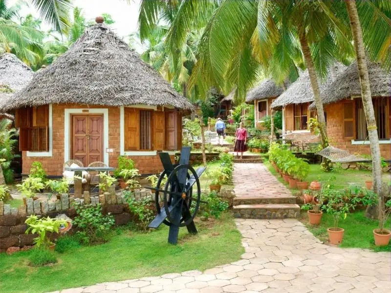 MANALTHEERAM AYURVEDA BEACH VILLAGE