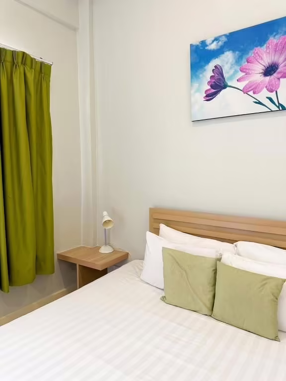 FAVORITE PLACE HOTEL